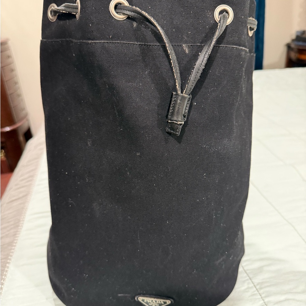 Prada Black Backpack with Sleek Design - Picture 4 of 8